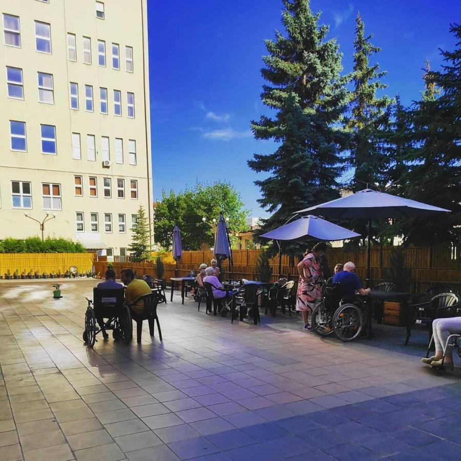 Dom Opieki Nestor Hotel Varsovia Exterior foto