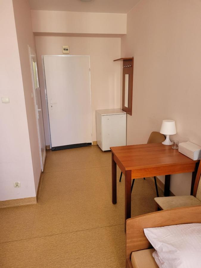 Dom Opieki Nestor Hotel Varsovia Exterior foto